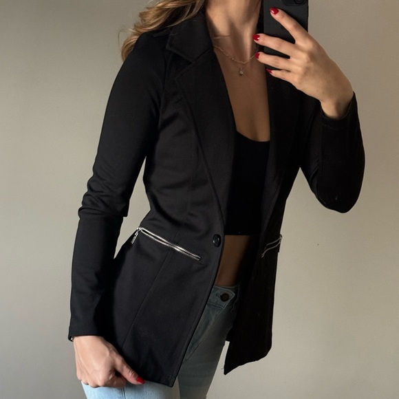 Black Blazer - Picture 1 of 1